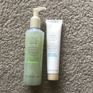 Mary Kay Satin Hands White Tea and Citrus ( sold)